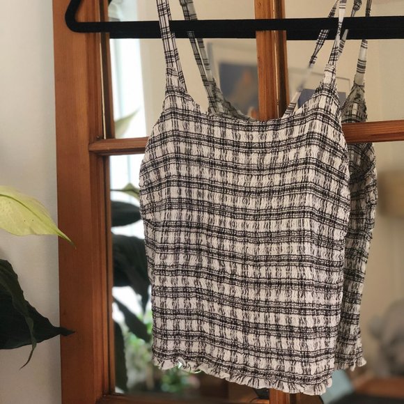 Gingam Hollister tank top, size xs-small - Picture 1 of 2